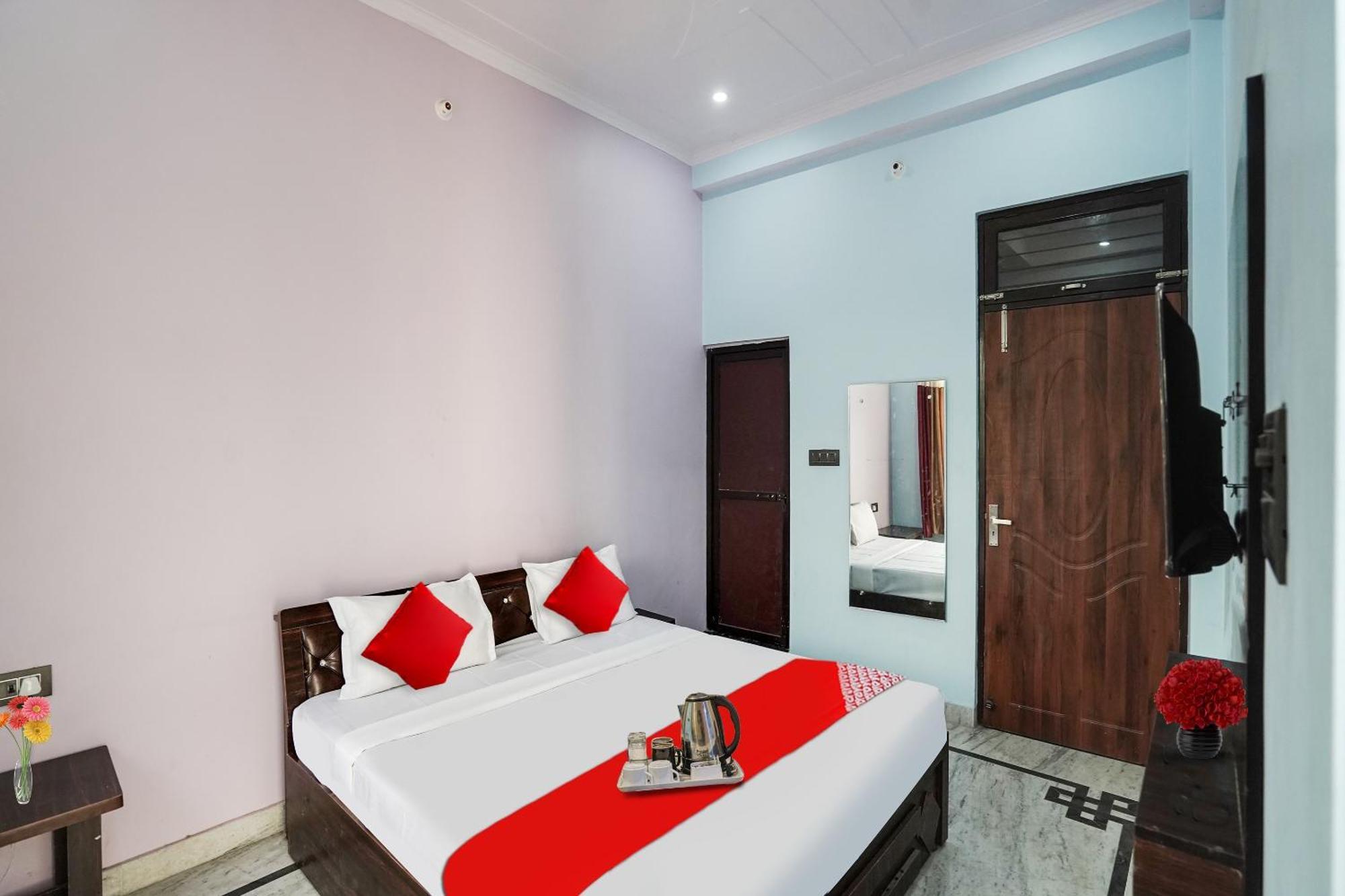 Hotel O Ayurma Inn Chinhat Esterno foto