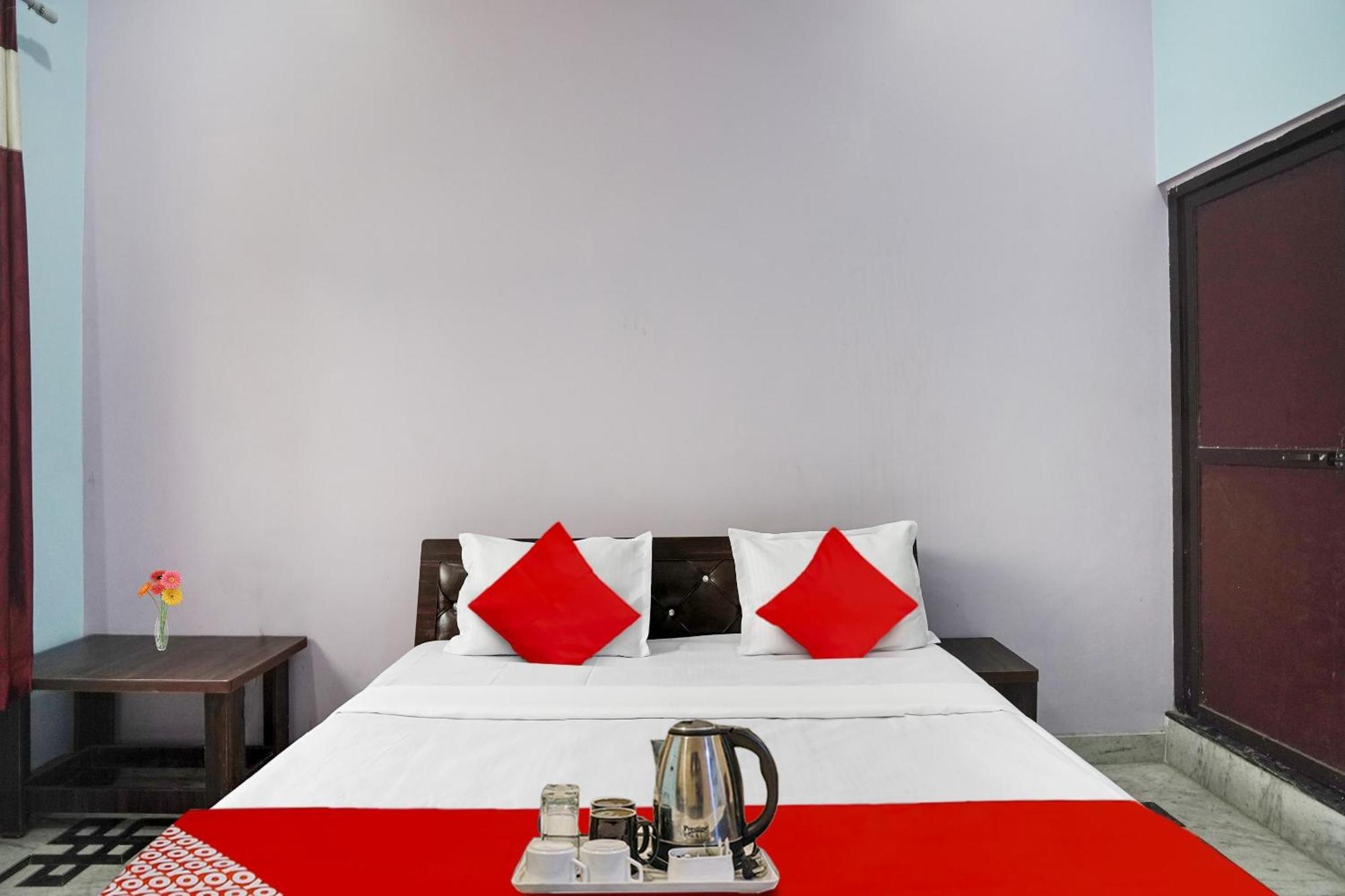 Hotel O Ayurma Inn Chinhat Esterno foto